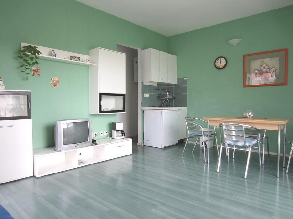 Apartments Zdenka Donji Okrug  Екстериор снимка