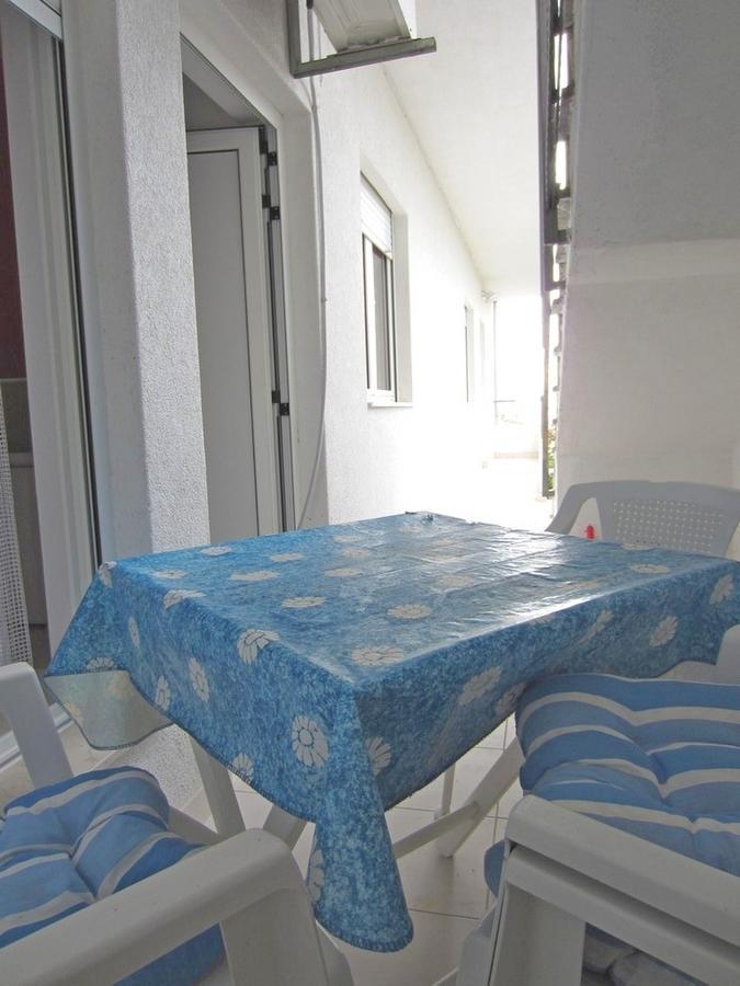 Apartments Zdenka Donji Okrug  Екстериор снимка