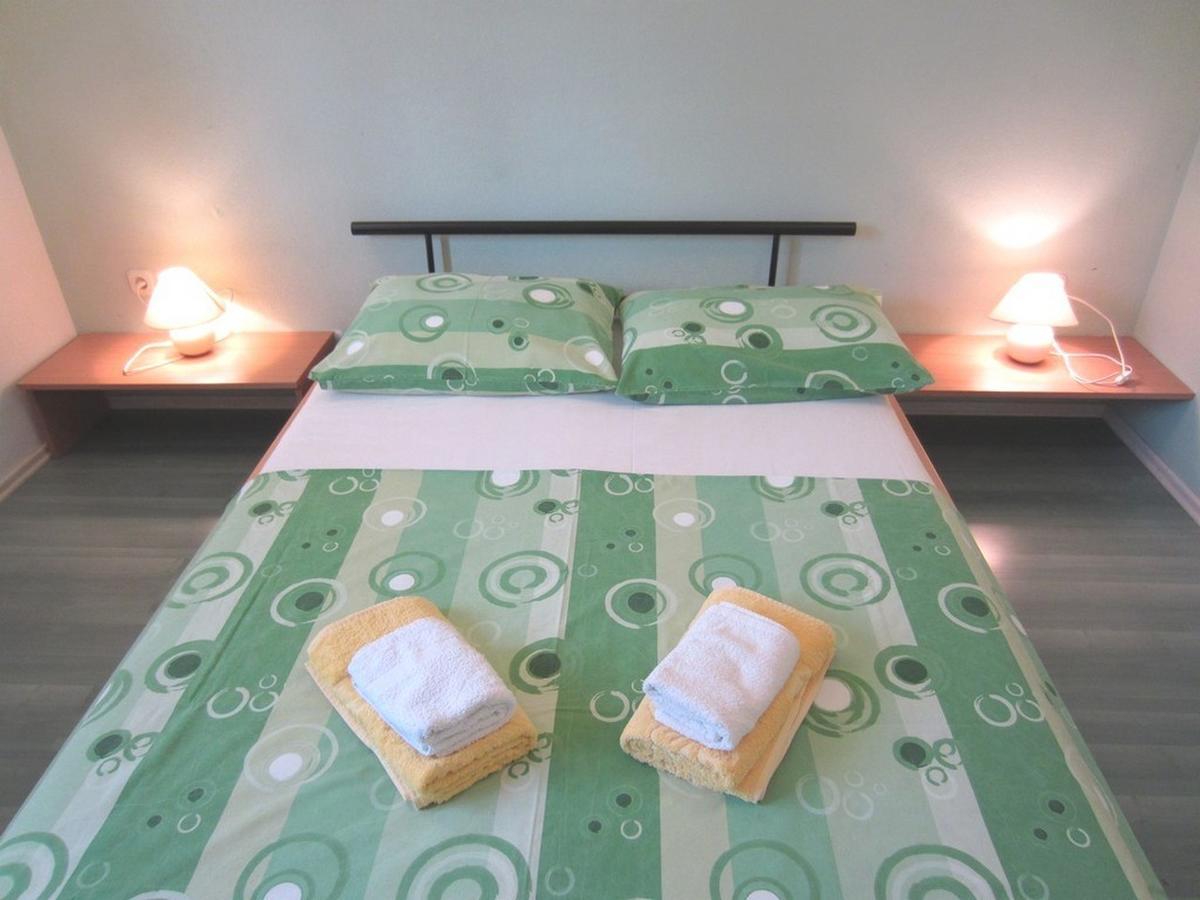Apartments Zdenka Donji Okrug  Екстериор снимка